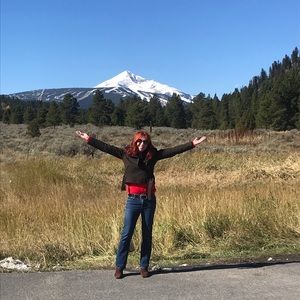 Meet your Posher, Ellen